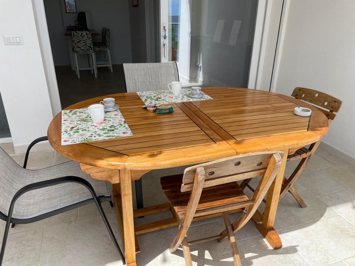 Sea House Iun Q7317 Apartment Santa Maria Navarrese Luaran gambar